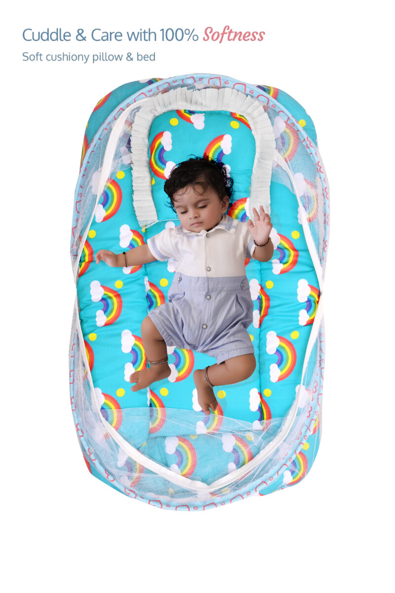 GODADI WALA Present Print Cotton Bedding Set Thick Base Foldable  with Mosquito Net and Head Pillow - Zip Closure (Blue Rainbo)