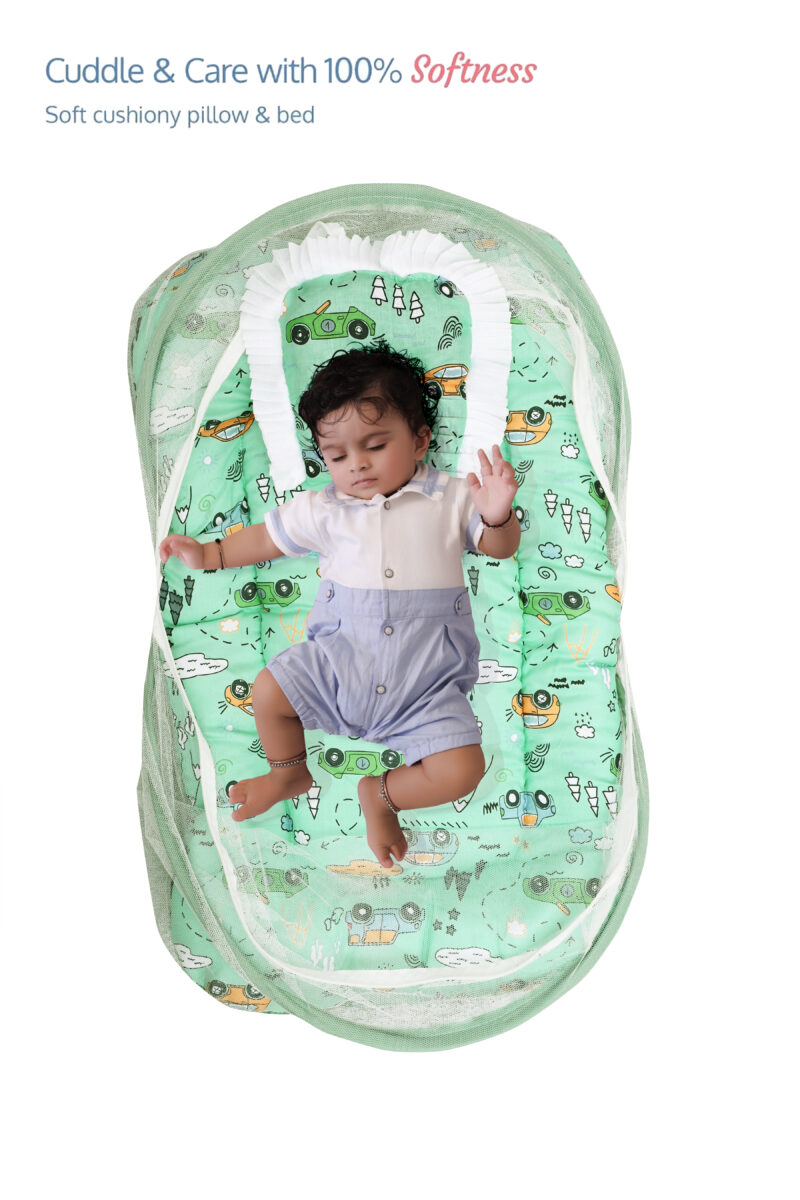 GODADI WALA Present Print Cotton Bedding Set Thick Base Foldable  with Mosquito Net and Head Pillow - Zip Closure (Green Car)