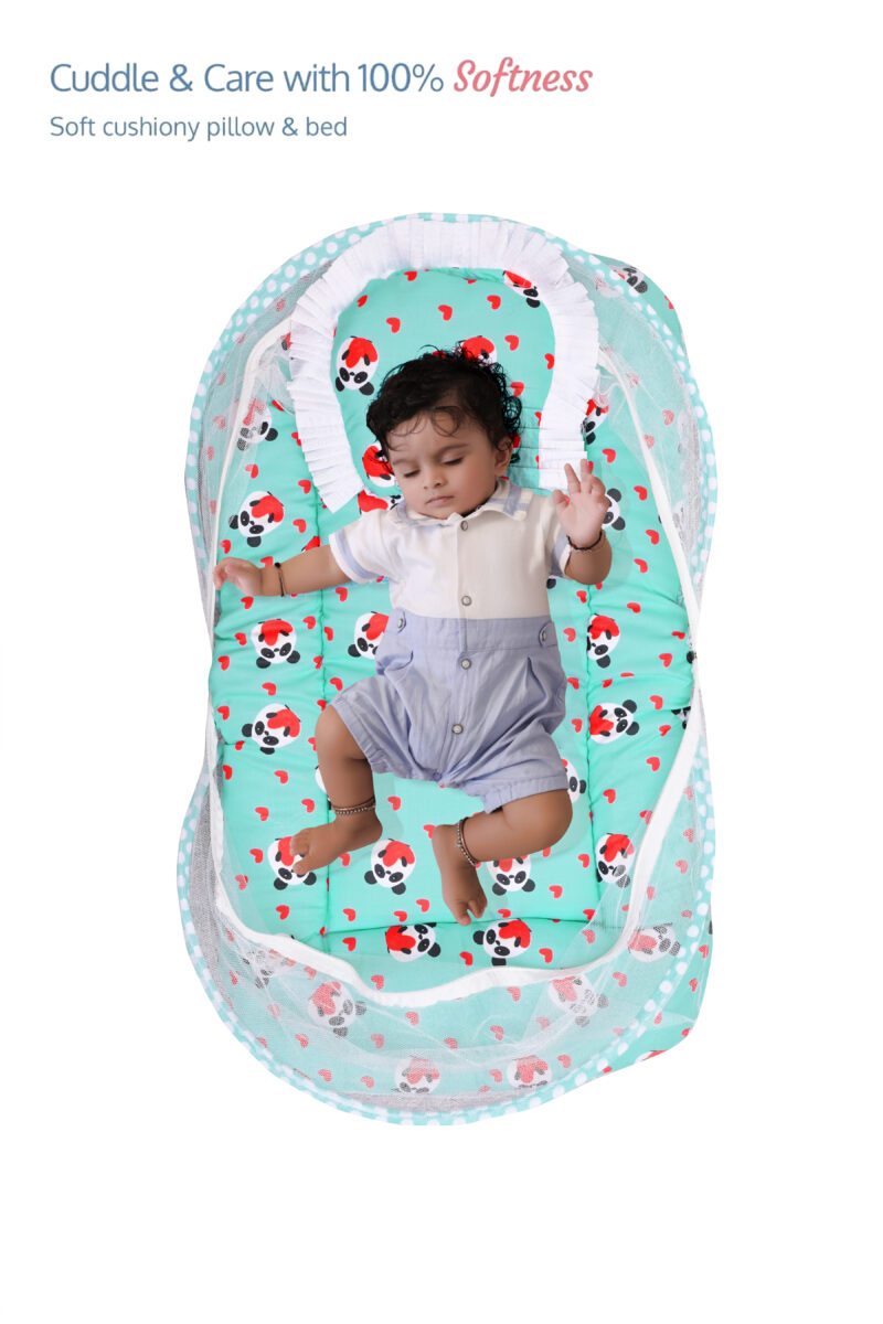 GODADI WALA Present Print Cotton Bedding Set Thick Base Foldable  with Mosquito Net and Head Pillow - Zip Closure (Green Panda)