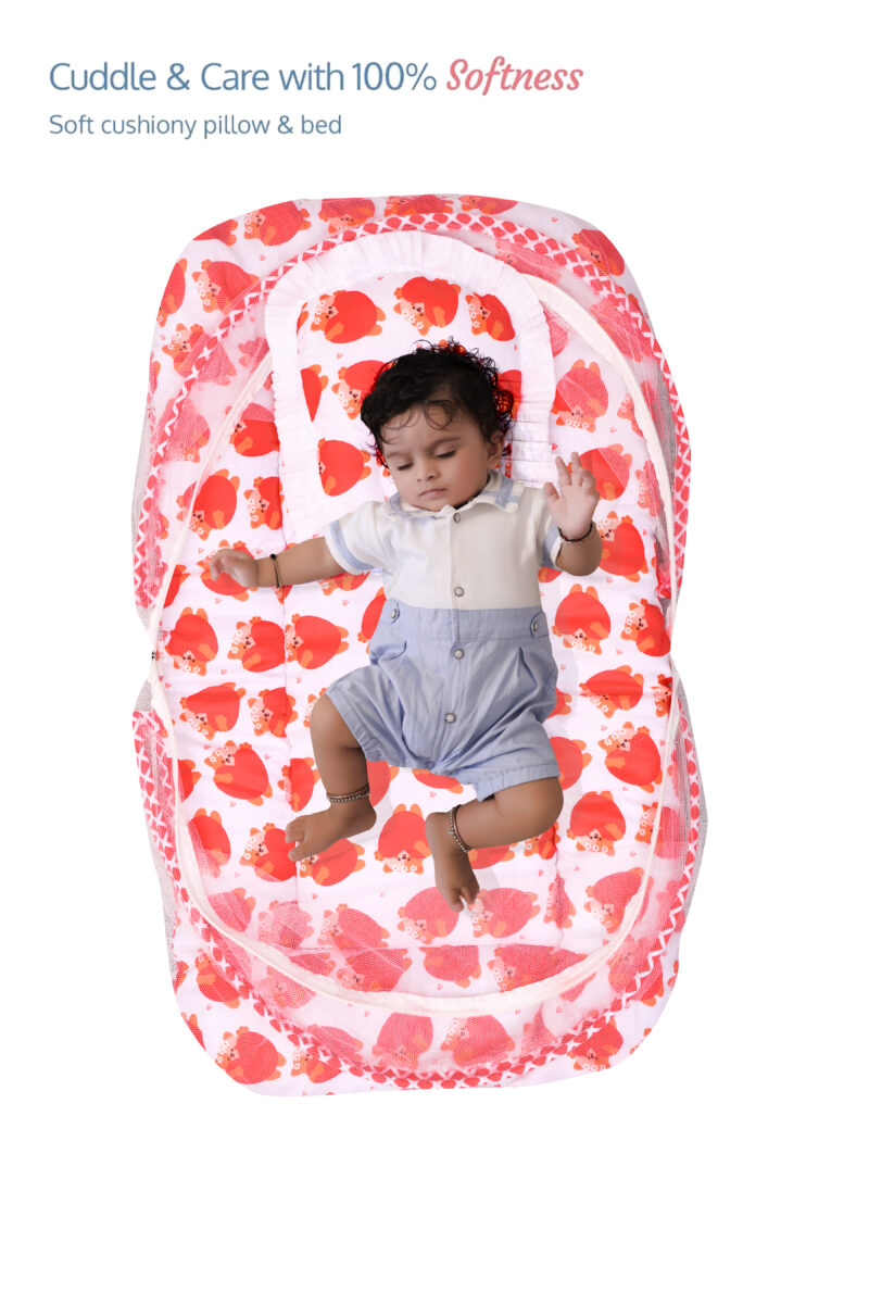 GODADI WALA Present Print Cotton Bedding Set Thick Base Foldable  with Mosquito Net and Head Pillow - Zip Closure (red panda)