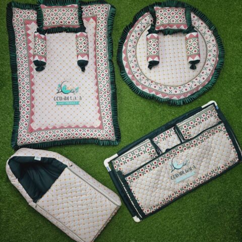 Godadi Wala Baby Bedding Set Embroidery Work kach bavaliya plane (0-10)Months