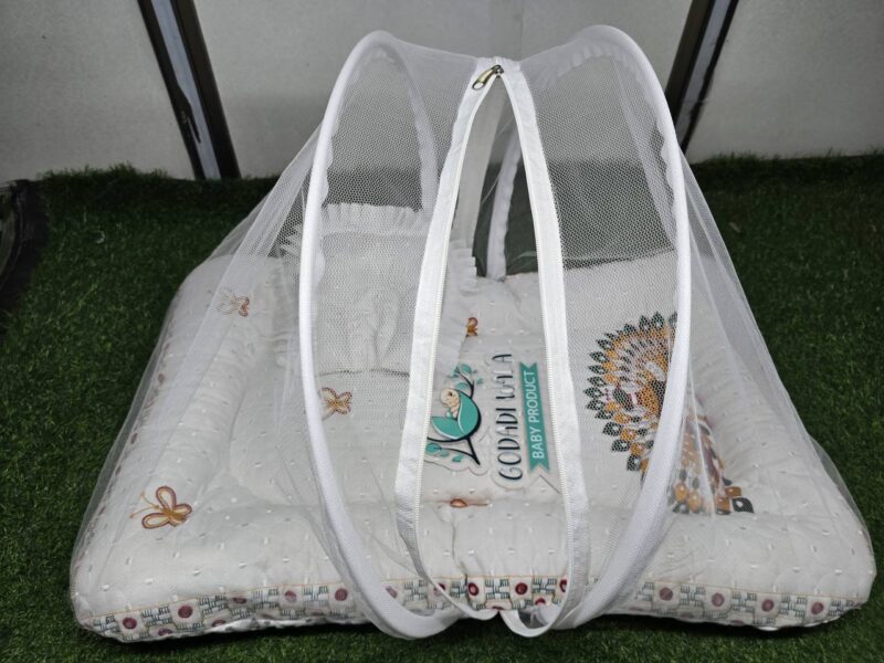 Godadi Wala Baby Bedding Set Embroidery Work Morpankh With Tent (0-10)Months (Red) - Image 6