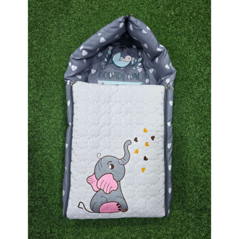 Godadi Wala Baby Bedding Set Embroidery with Digital (2-Elephants) set  (0-10)Months (Grey) - Image 4