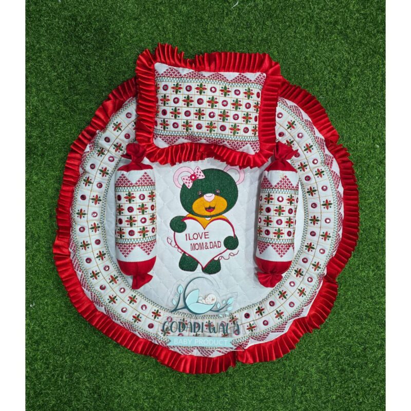 Godadi Wala Baby Bedding Set Embroidery I Love Mom Set  (0-10)Months (Red) - Image 4