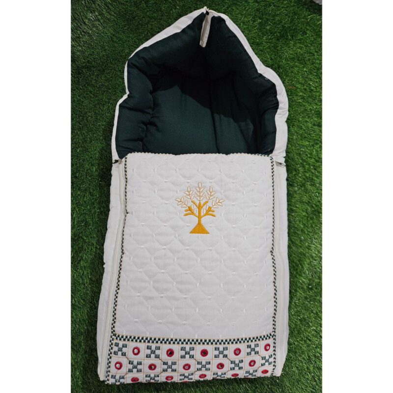 Godadi Wala Baby Bedding Set Embroidery Work New Mor Set (0-10)Months - Image 4